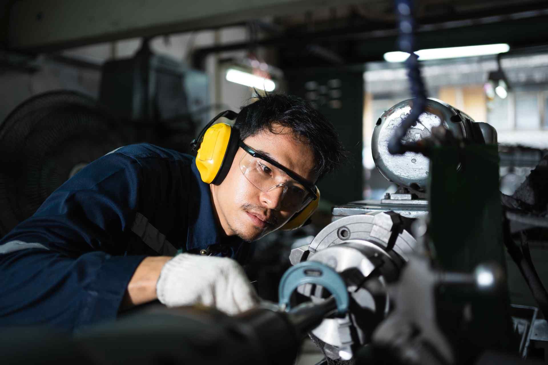 機械組立工